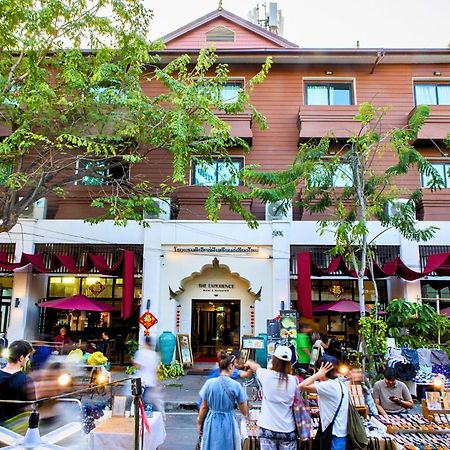 The Experience Walking Street Chiang Mai Hotel Bagian luar foto