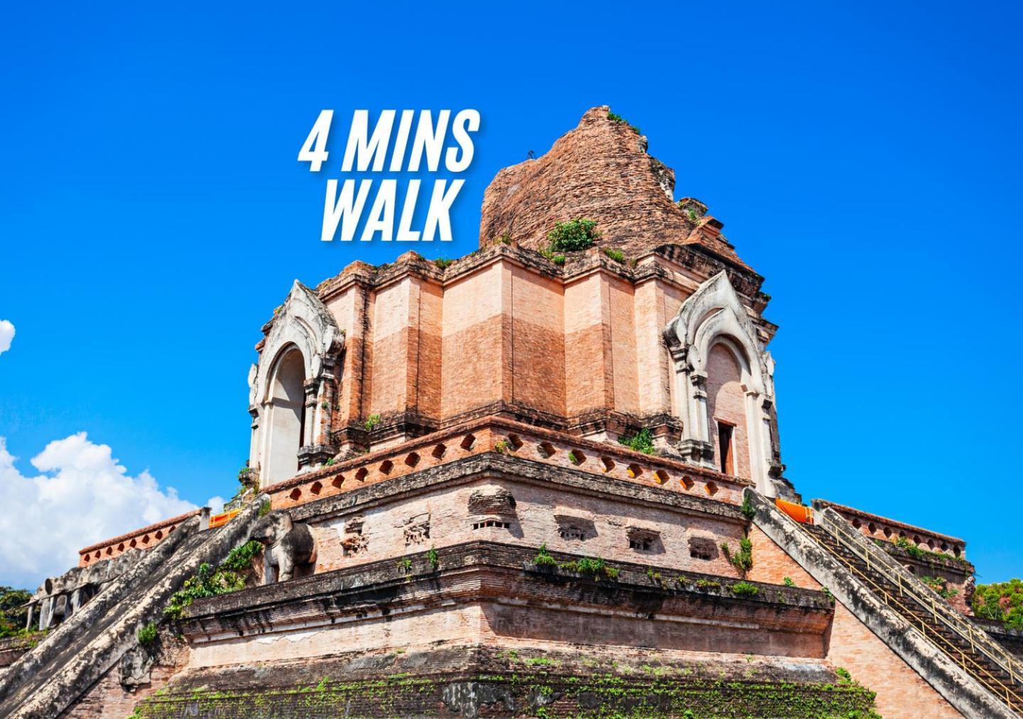 The Experience Walking Street Chiang Mai Hotel Bagian luar foto