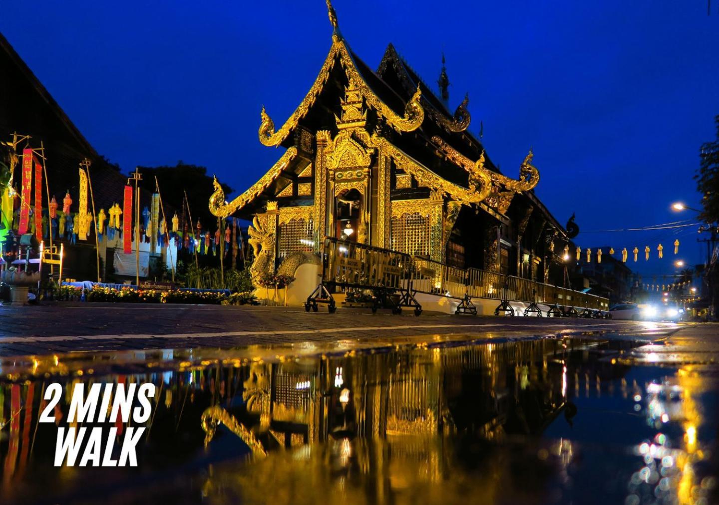 The Experience Walking Street Chiang Mai Hotel Bagian luar foto