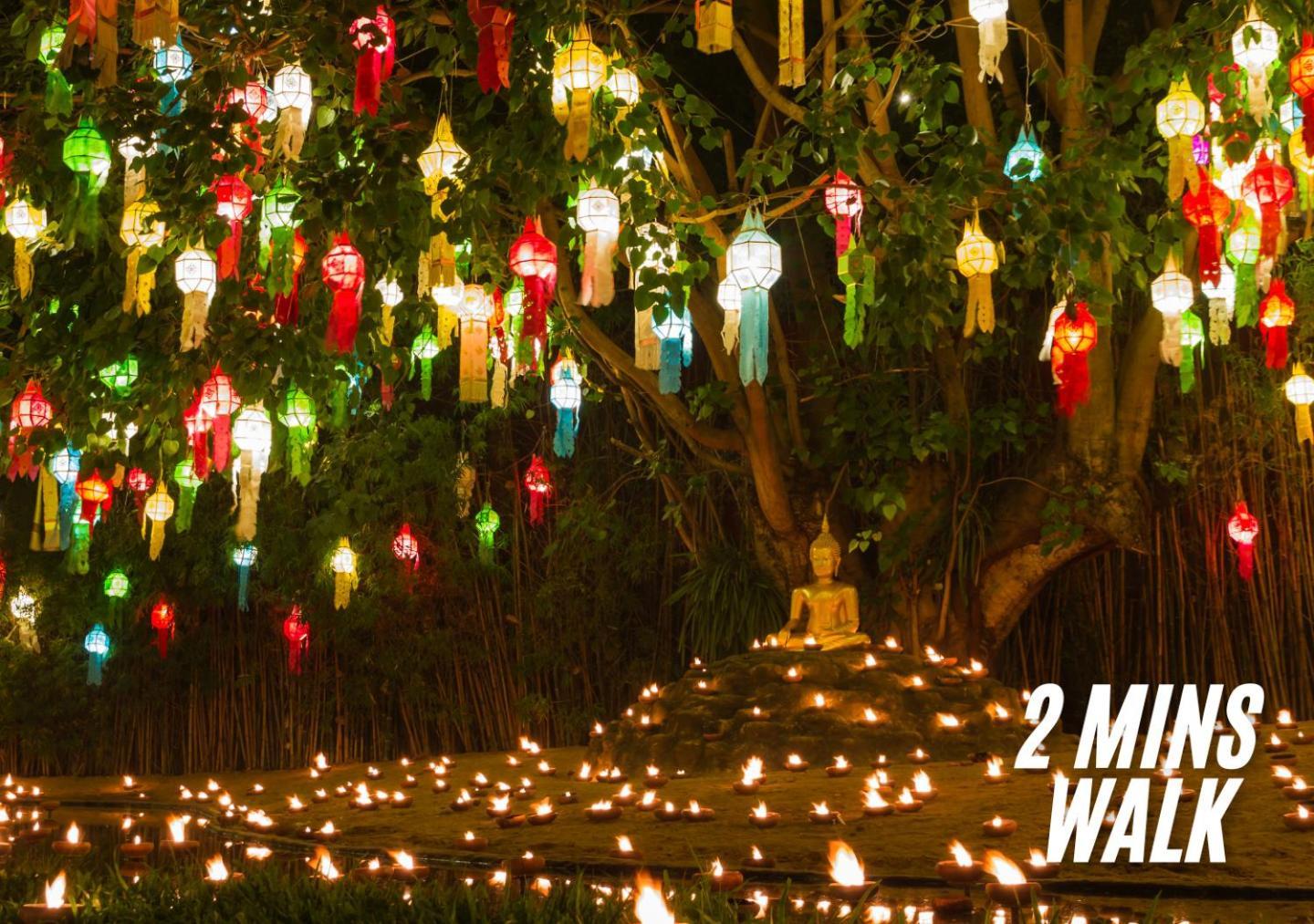 The Experience Walking Street Chiang Mai Hotel Bagian luar foto