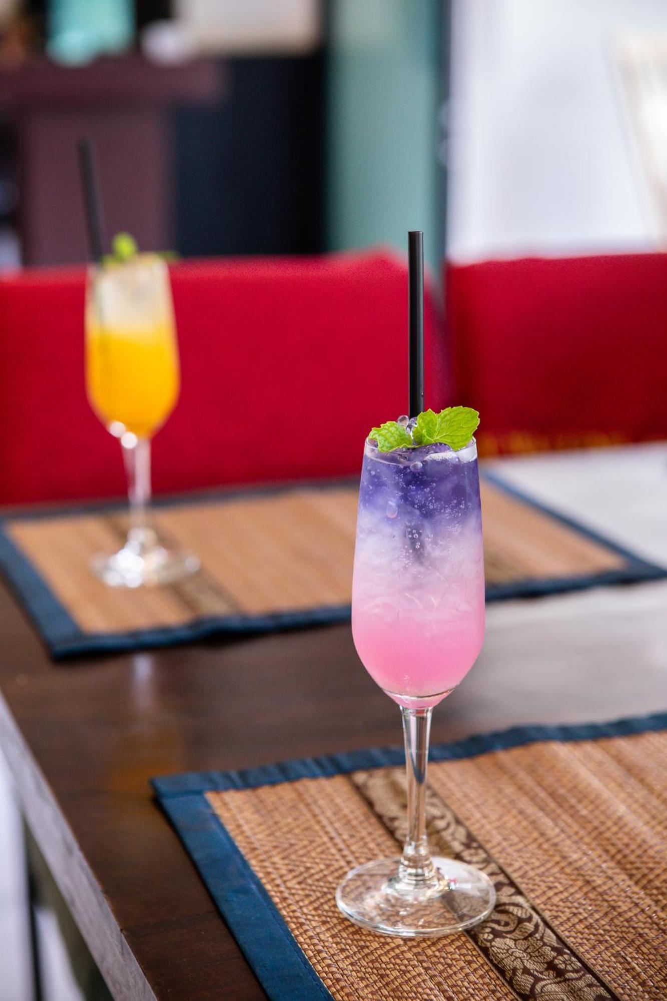 The Experience Walking Street Chiang Mai Hotel Bagian luar foto